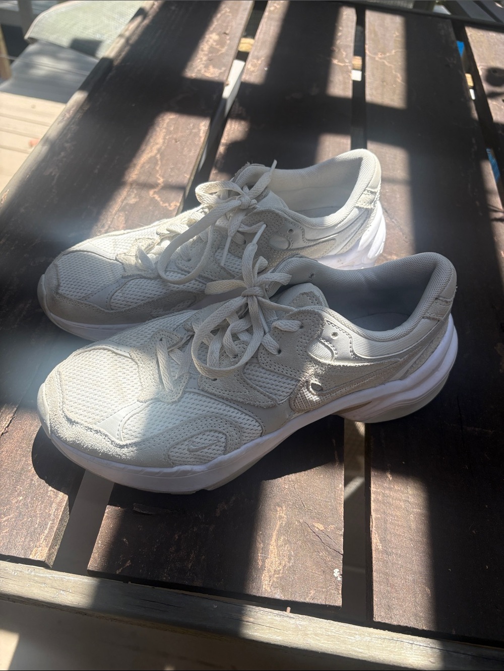 Nike MLB Women's White Cream Lace-Up Mesh Sneakers